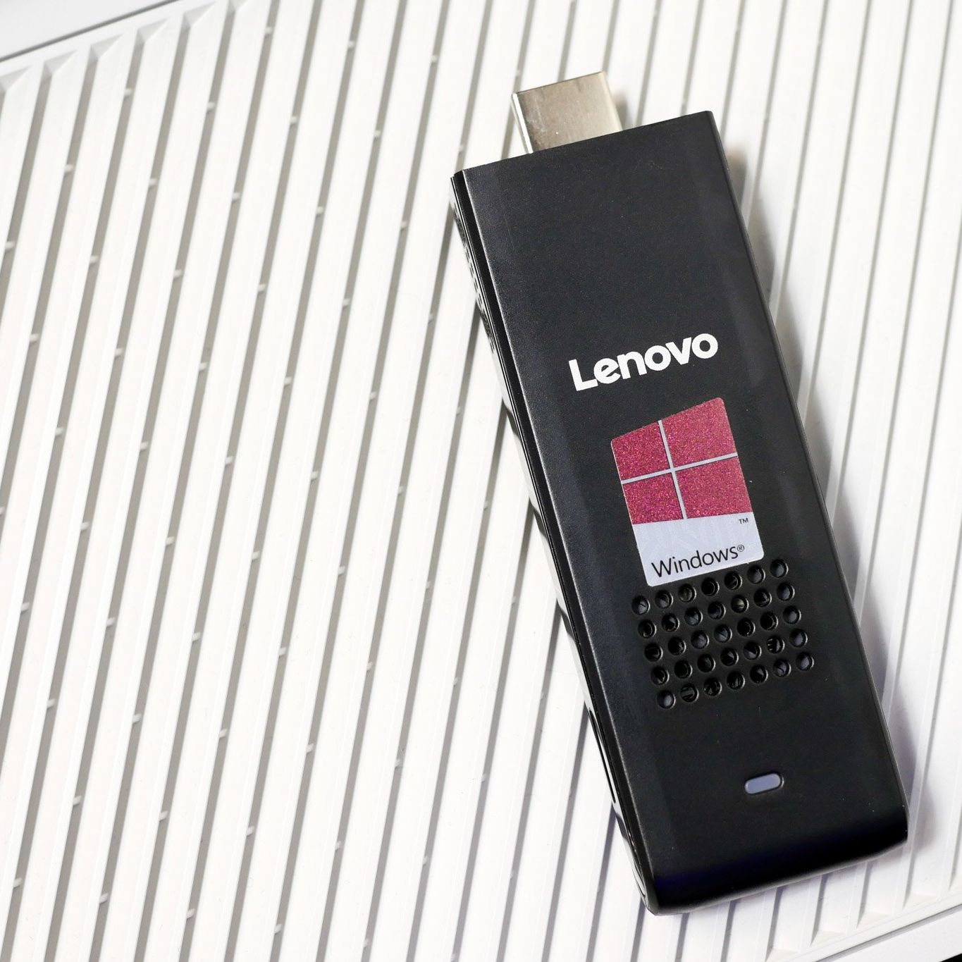 Lenovo - ideacentre Stick300 &amp; キーボード レノボ新品 Amazon.com: Lenovo Ideacentre Stick 300 PC Mini Desktop