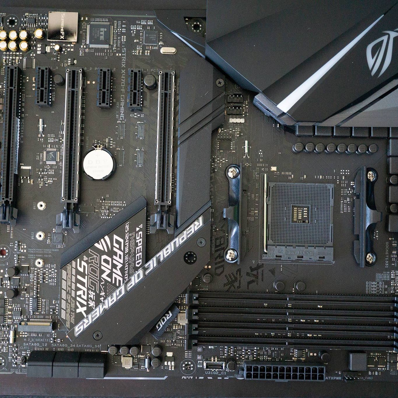 [新品][送料込み] ASUS ROG STRIX X470-F GAMING s-l400.png