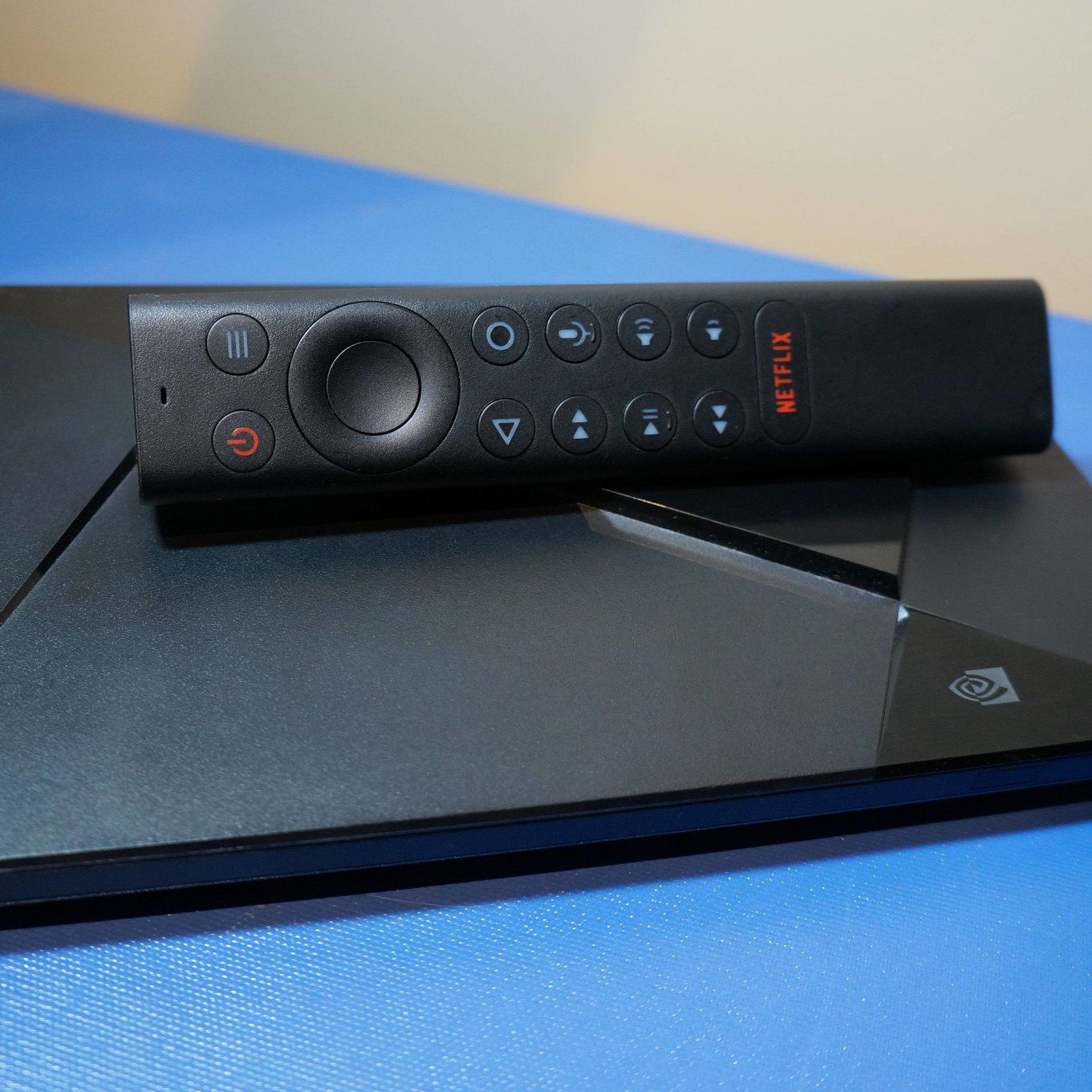 その他 NVIDIA SHIELD 16GB Android TV s-l400.jpg