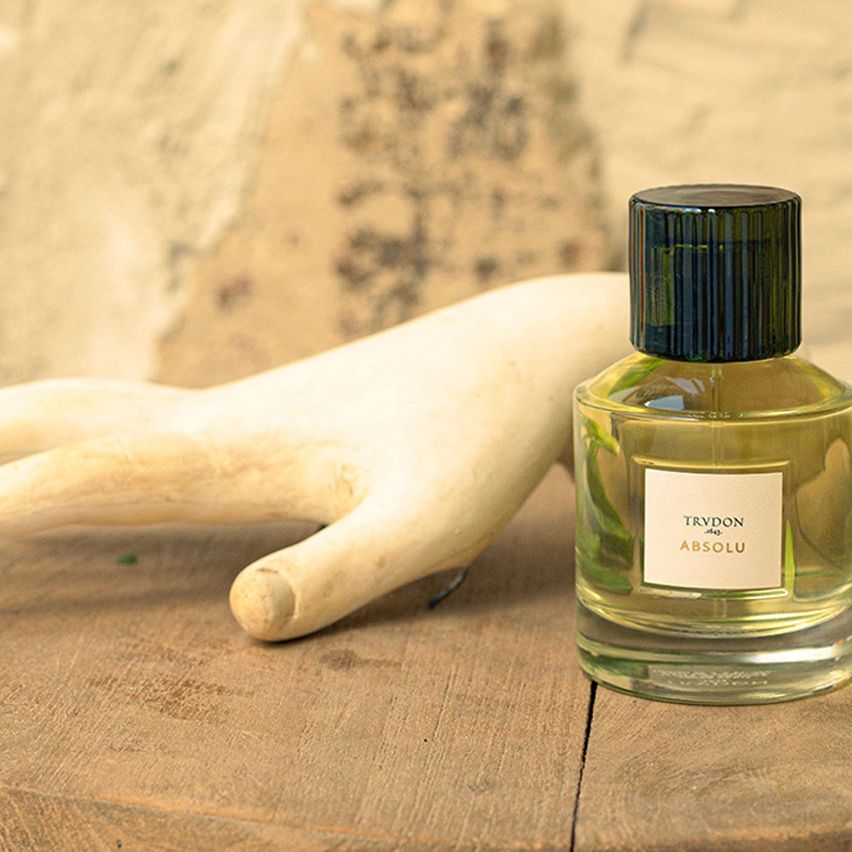 トゥルドン - アブソリュ｜ABSOLU Trudon 'Absolu': an orange blossom perfume for autumn | Wallpaper*