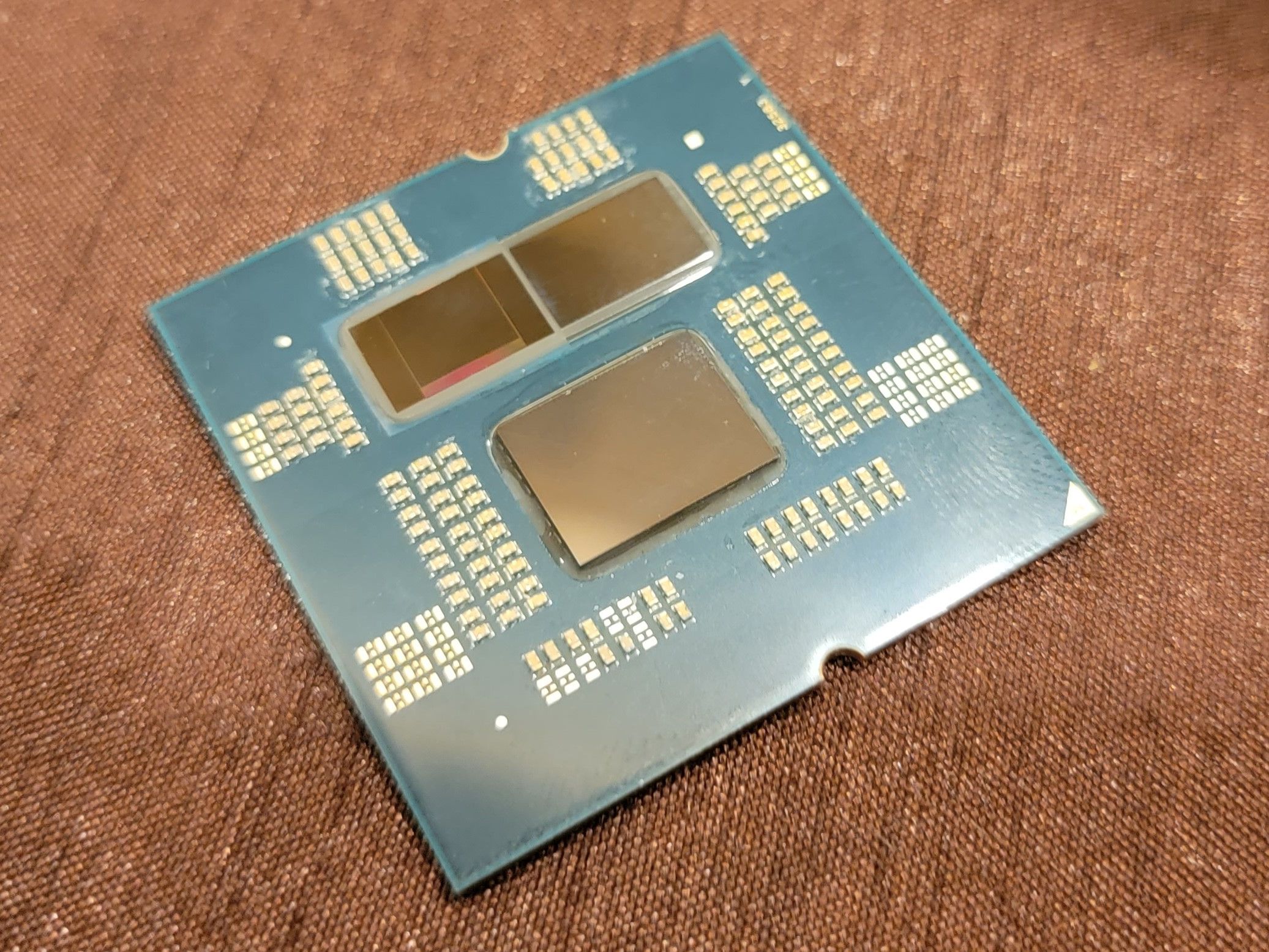 [新品未開封] Ryzen9 9900x3D AMD Ryzen 9 7900X3D 4.4 GHz 12-Core Processor (100