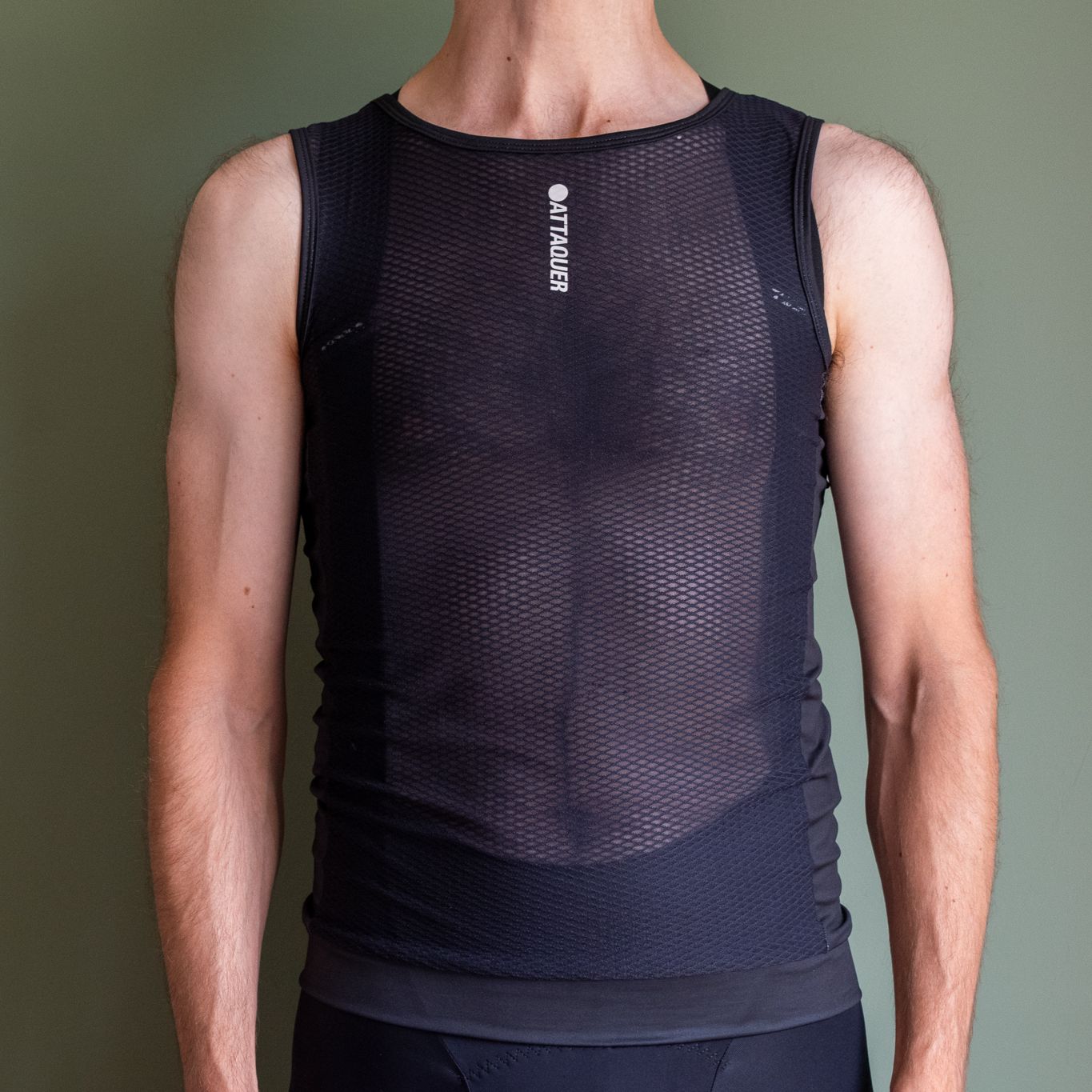A man wearing the Attaquer summer base layer