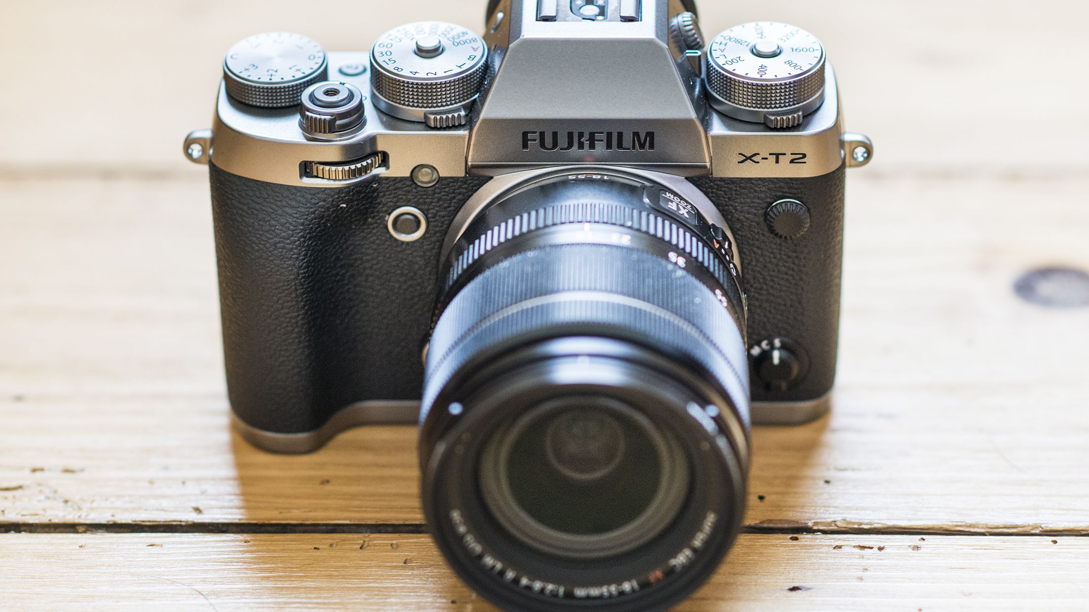 <美品> FUJIFILM X-T2 Fujifilm X-T2 Camera and TTArtisan 27mm F2.8 Lens