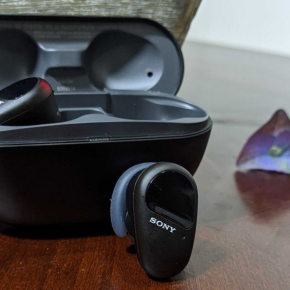 Sony WF-SP800N Earbuds Review | Laptop Mag