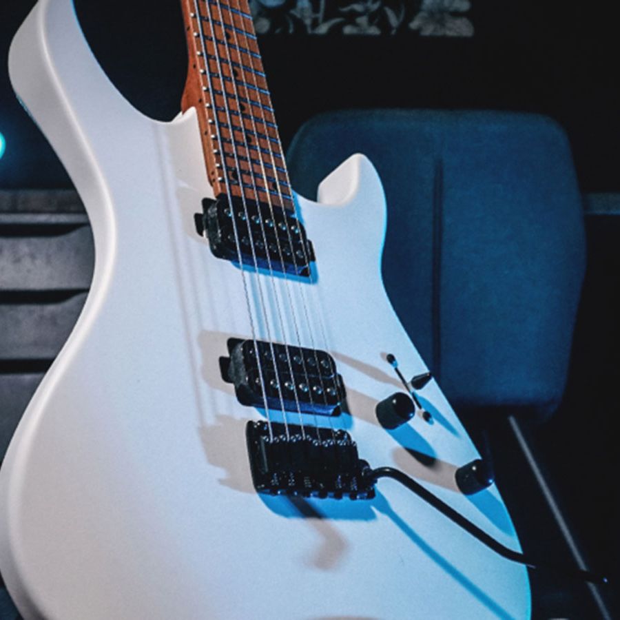 ギター Vala Guiter OZ RMN Vola Guitar／OZ RV TNC】最高の品質と機能、ルシアーによる