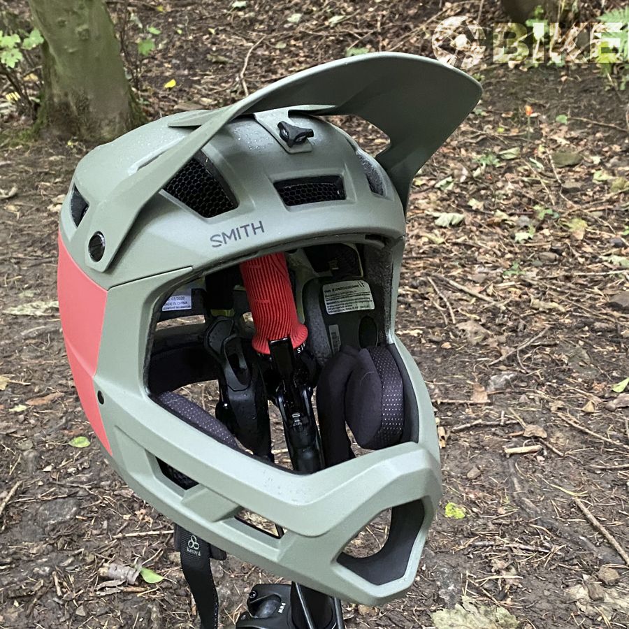 Smith Mainline full-face helmet review | Bike Perfect