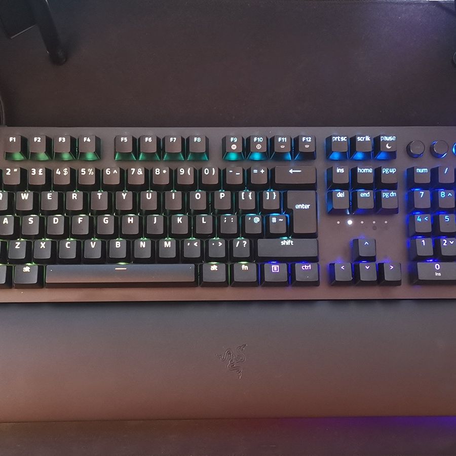 (最終値下げ ) Razer Huntsman V2 Analog KRRVjQxAew5x4ii3cwwvn4.jpg