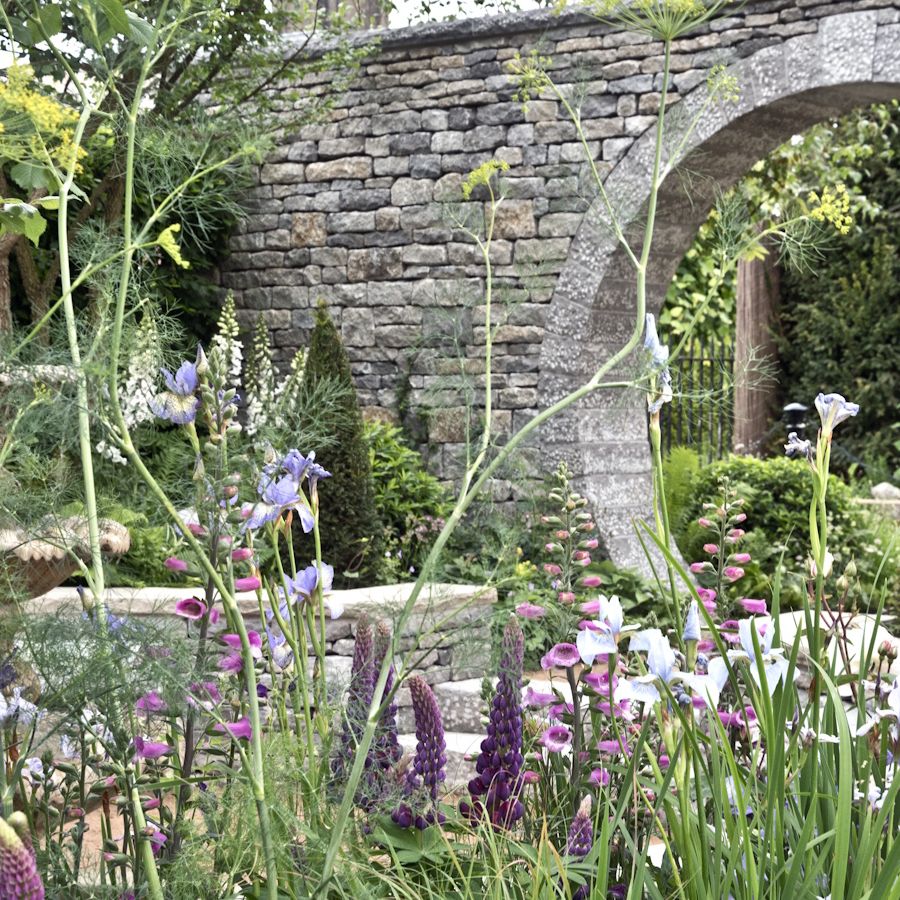 Country Style Gardens