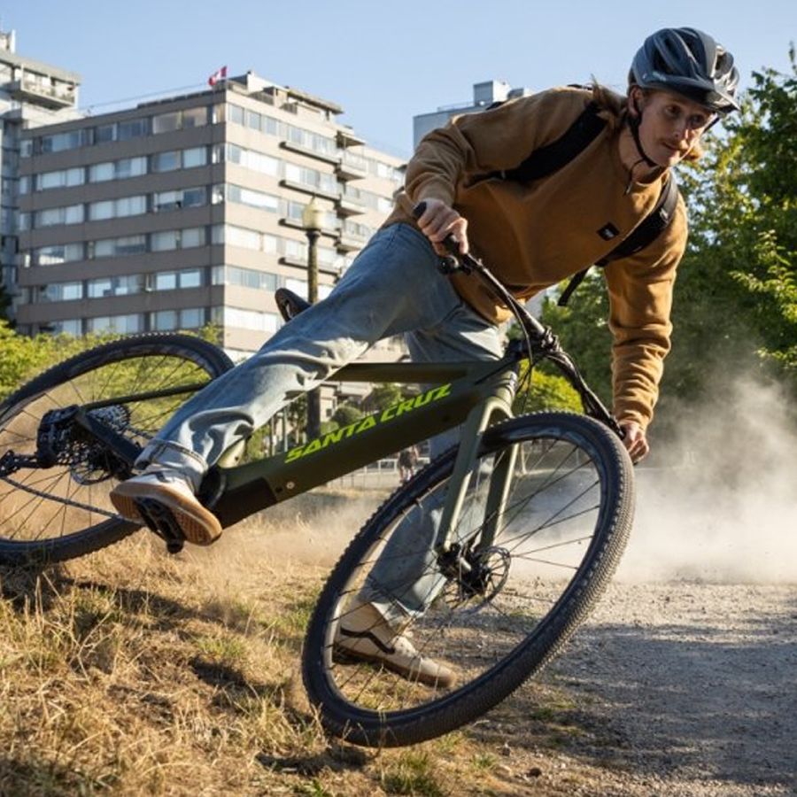 Santa Cruz wants you to go N+1 (less car) with their new Skitch