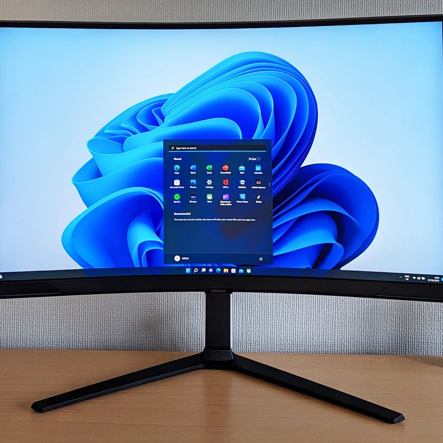 ディスプレイ・モニター本体 Odyssey Neo G8 4K240hz S32BG850 Amazon.co.jp: Genuine 32
