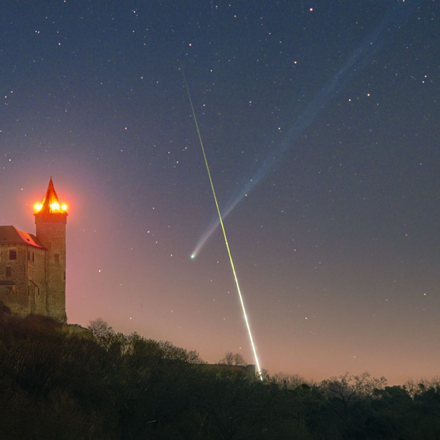 METEORページ Asteroid Nearly Hits Earth in Siberian Fireball - Newsweek