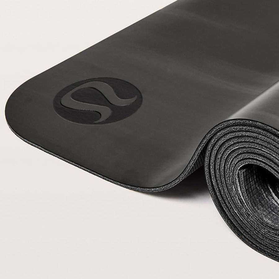 lululemon - 値下げ lululemon   The Reversible Mat 3mm Lululemon The Reversible Mat 3mm review | Woman & Home