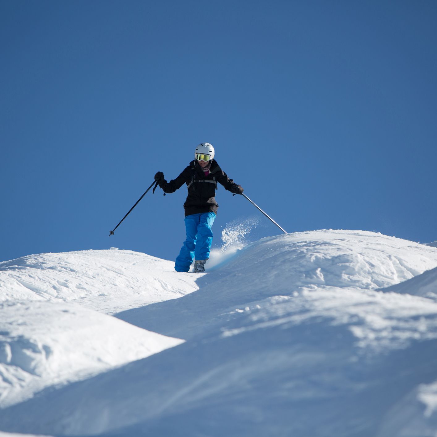 How to ski bumps: 7 pro tips to tackle this tricky terrain | Advnture