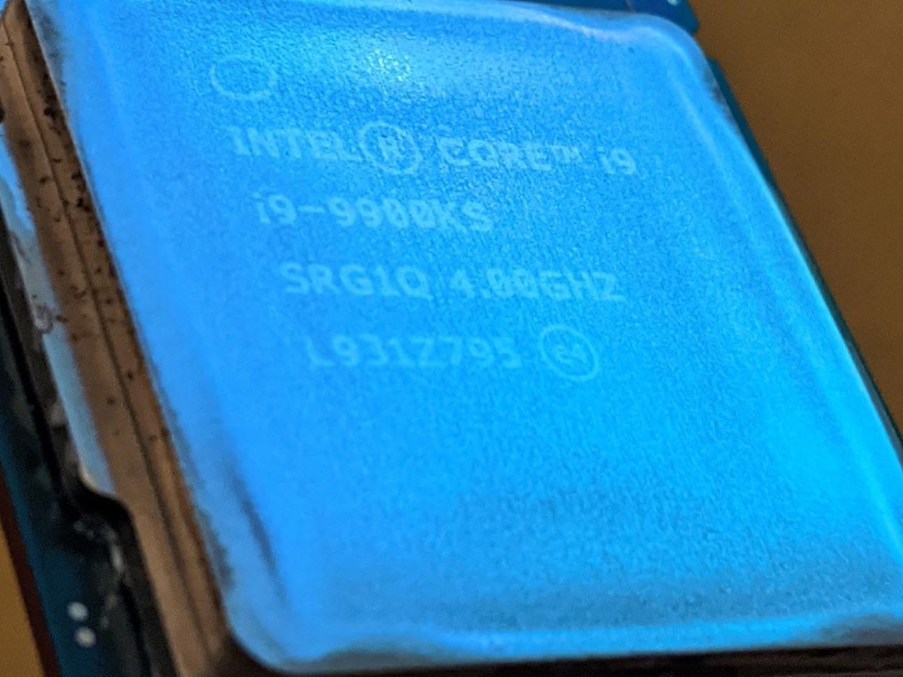 6.9 GHz on All 8 Cores: How I Set a World Record with a Core i9