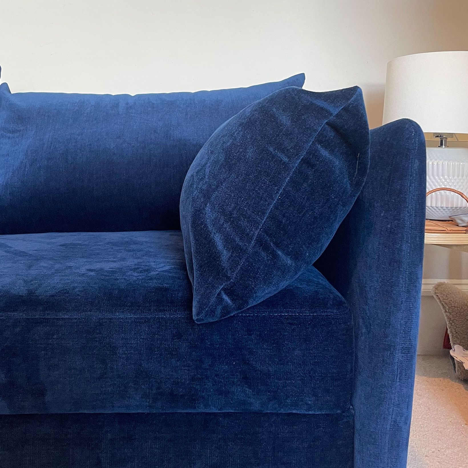 Swyft model 08 chair bed in Indigo velvet in neutral living room