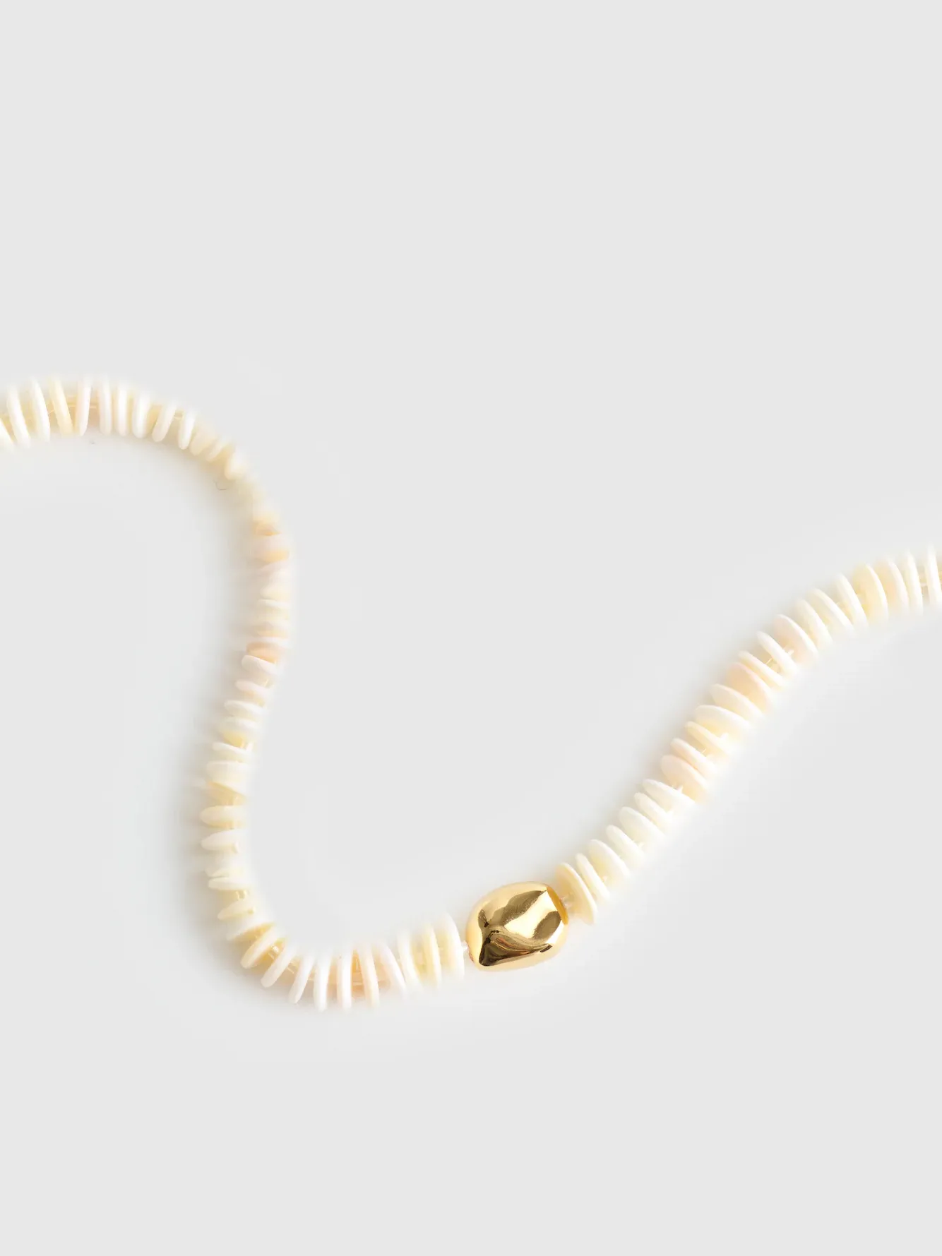 Sculptural Puka Shell Choker Necklace