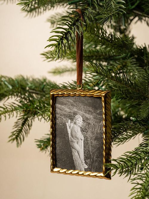 Braided Brass Frame Ornament