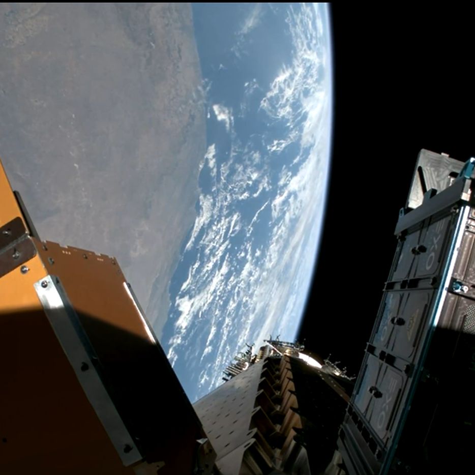 SpaceX just launched the 1st-ever nuclear-powered commercial