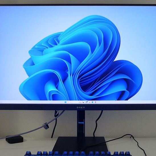 Brightness and Contrast - HP Omen 32q 165 Hz gaming monitor review