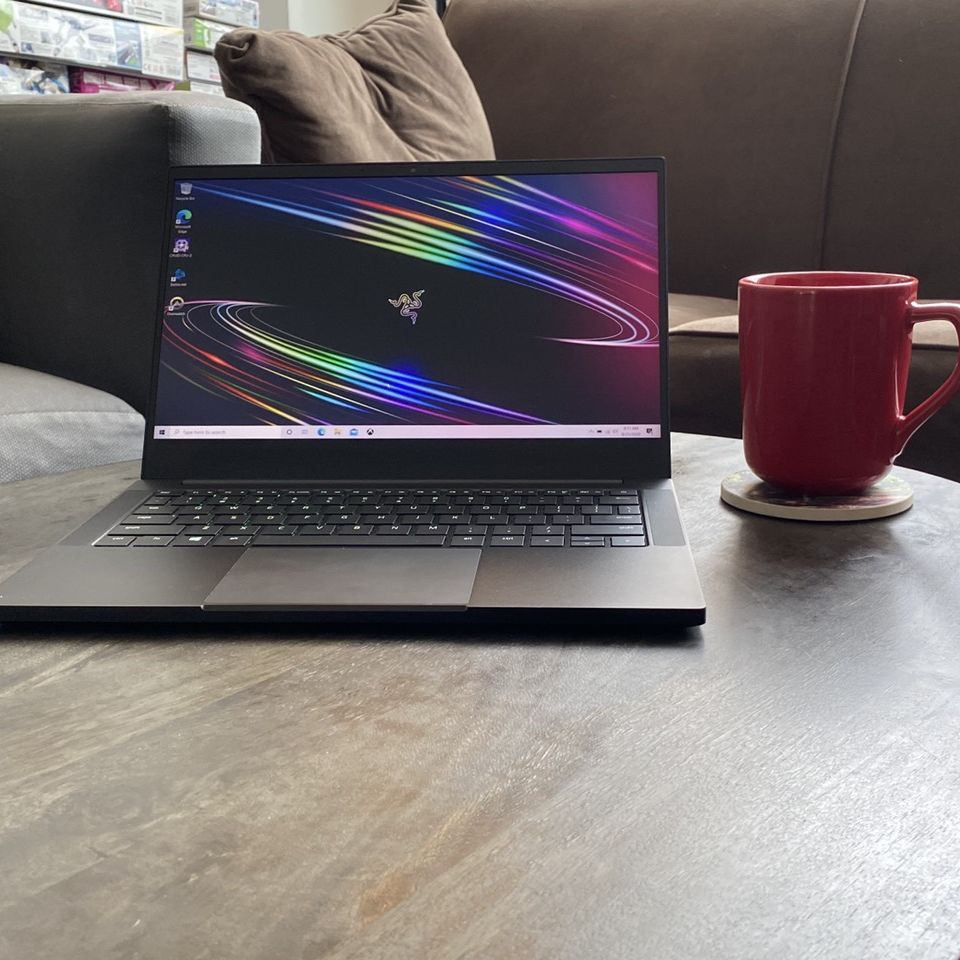 Razer Blade Stealth 13 (2020) Review: Ultrabook in Gaming's