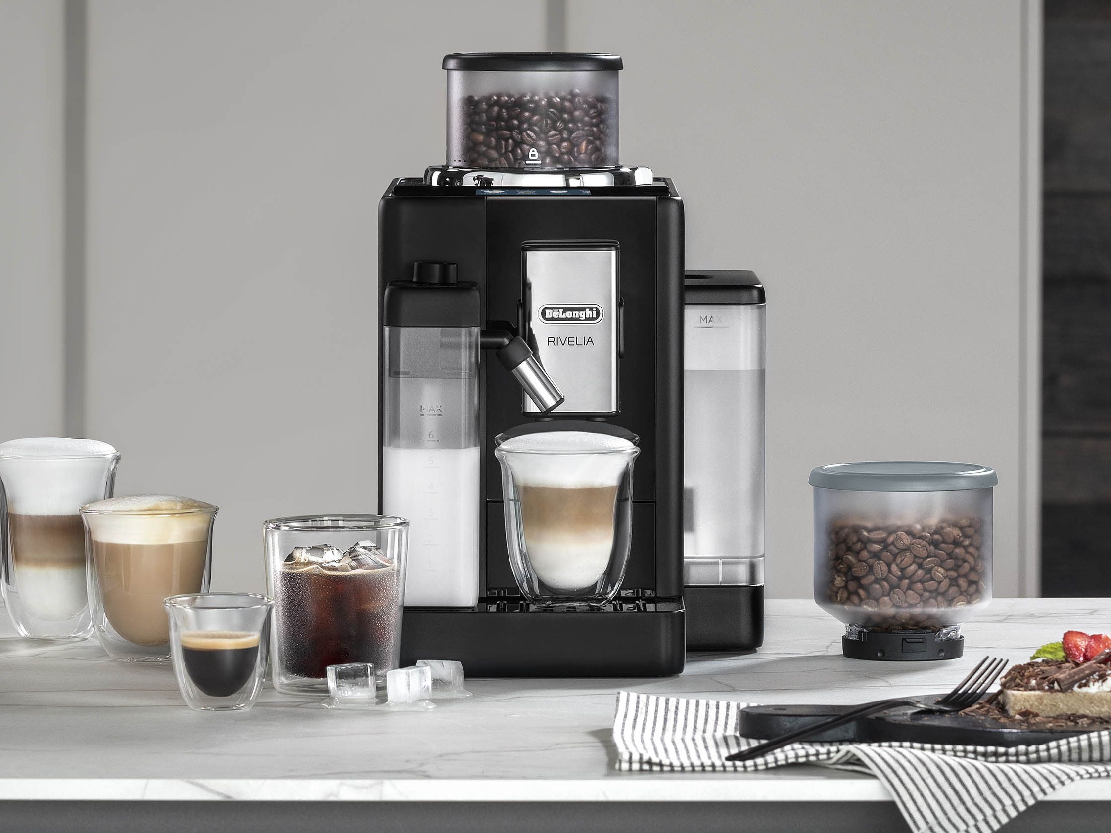 I use my De'Longhi Rivelia espresso machine every day — and it's