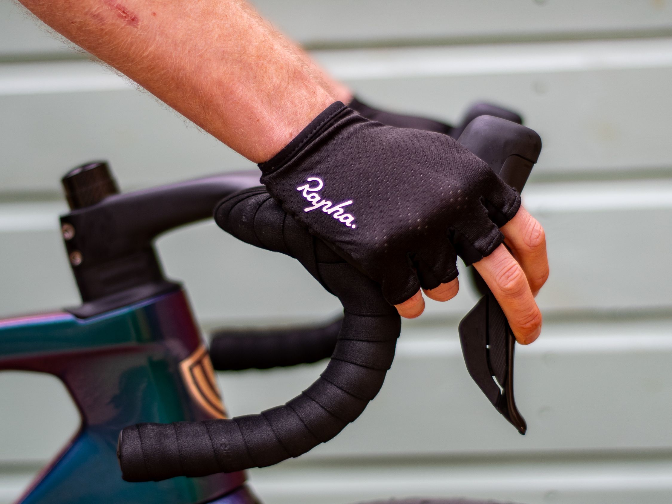 bicycle racing gloves Cycology Rock N Roll Short Multicolor XL busting ante on cooler days How to Choose the Best