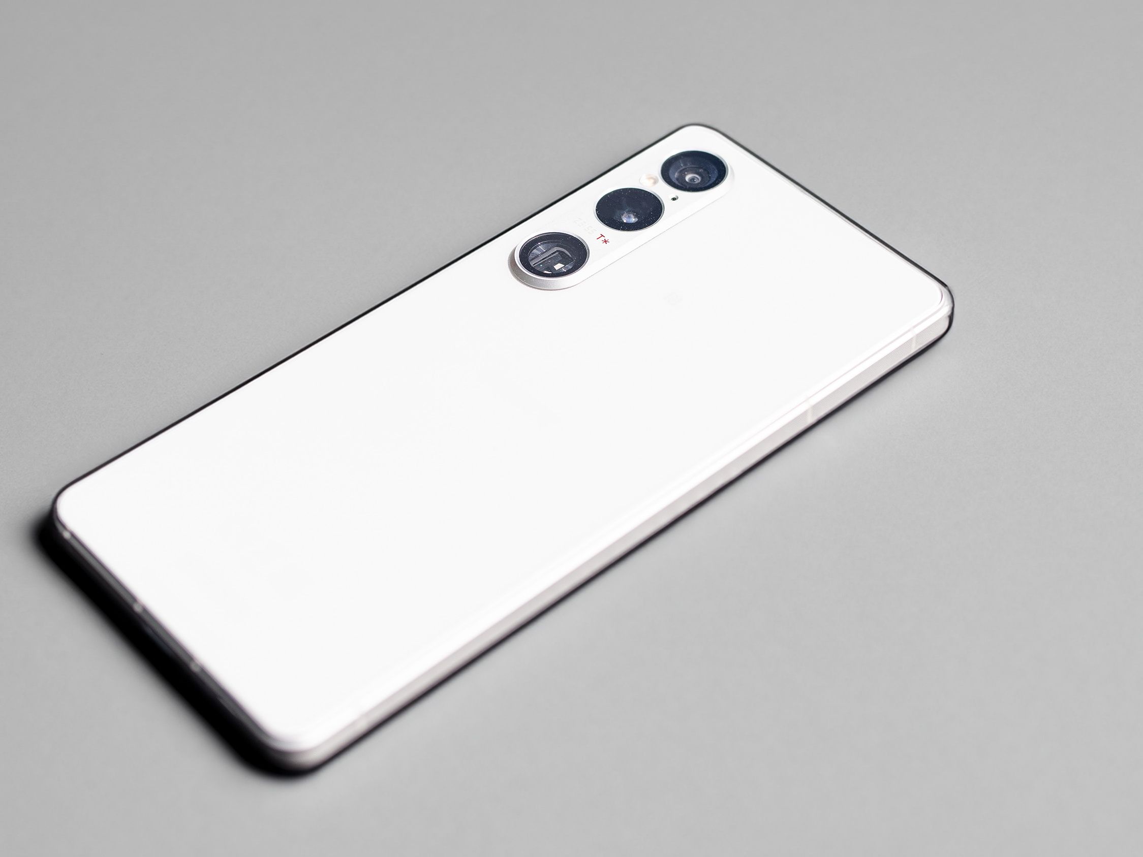 楽天市場】【中古】【良品】Xperia 1 SOV40 ホワイト SIMロック