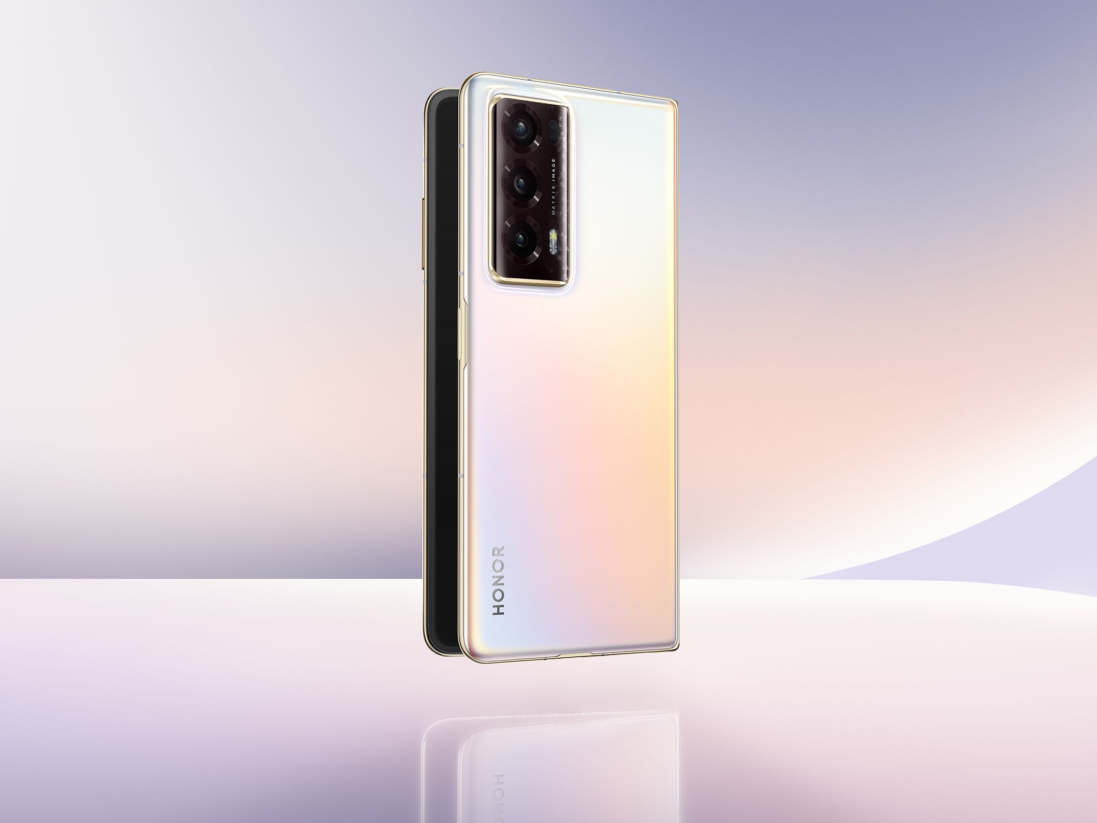 The new Honor Magic V2 is a thin and light foldable with a silicon