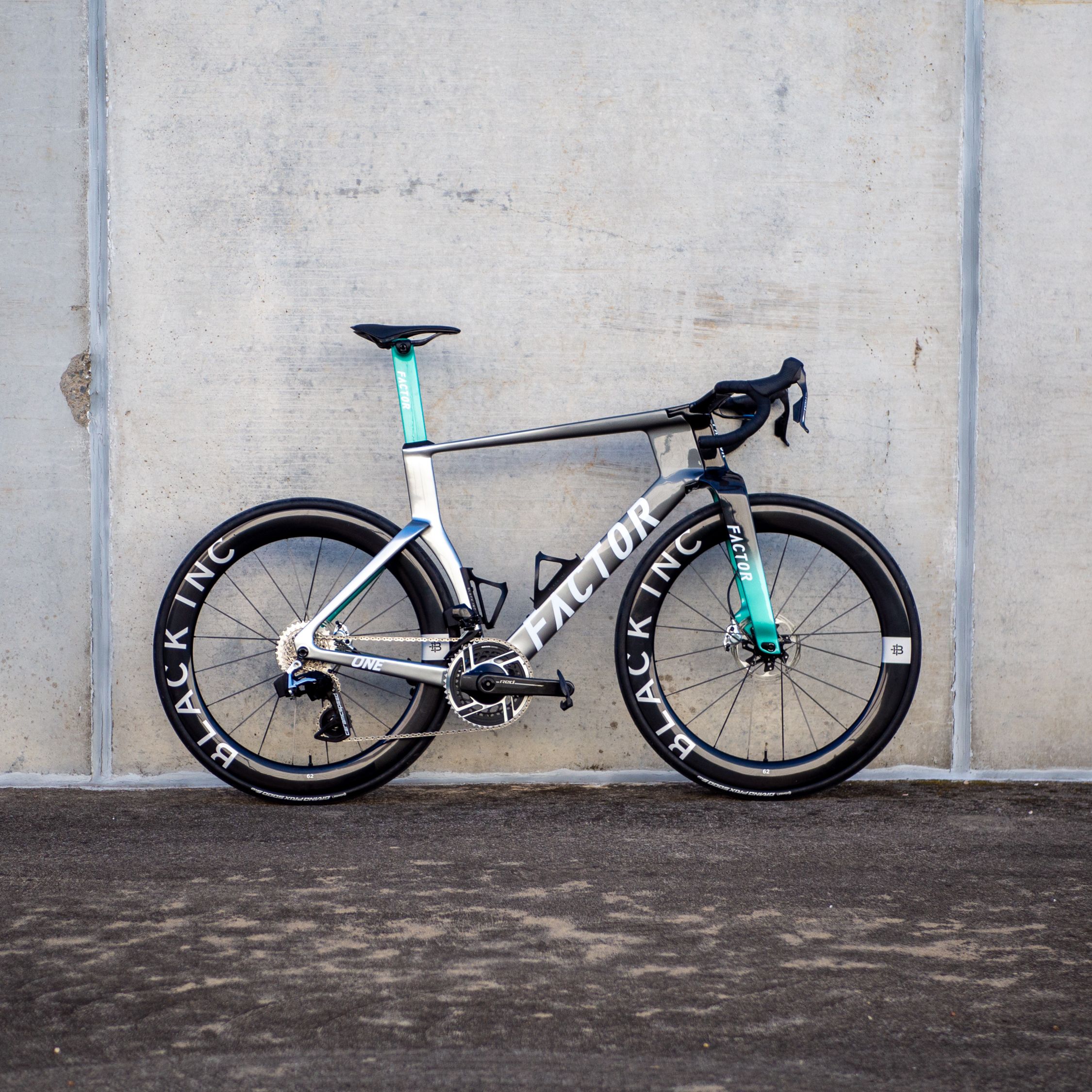Factor launches ONE: An insane aero bike with 'modern geometry', a