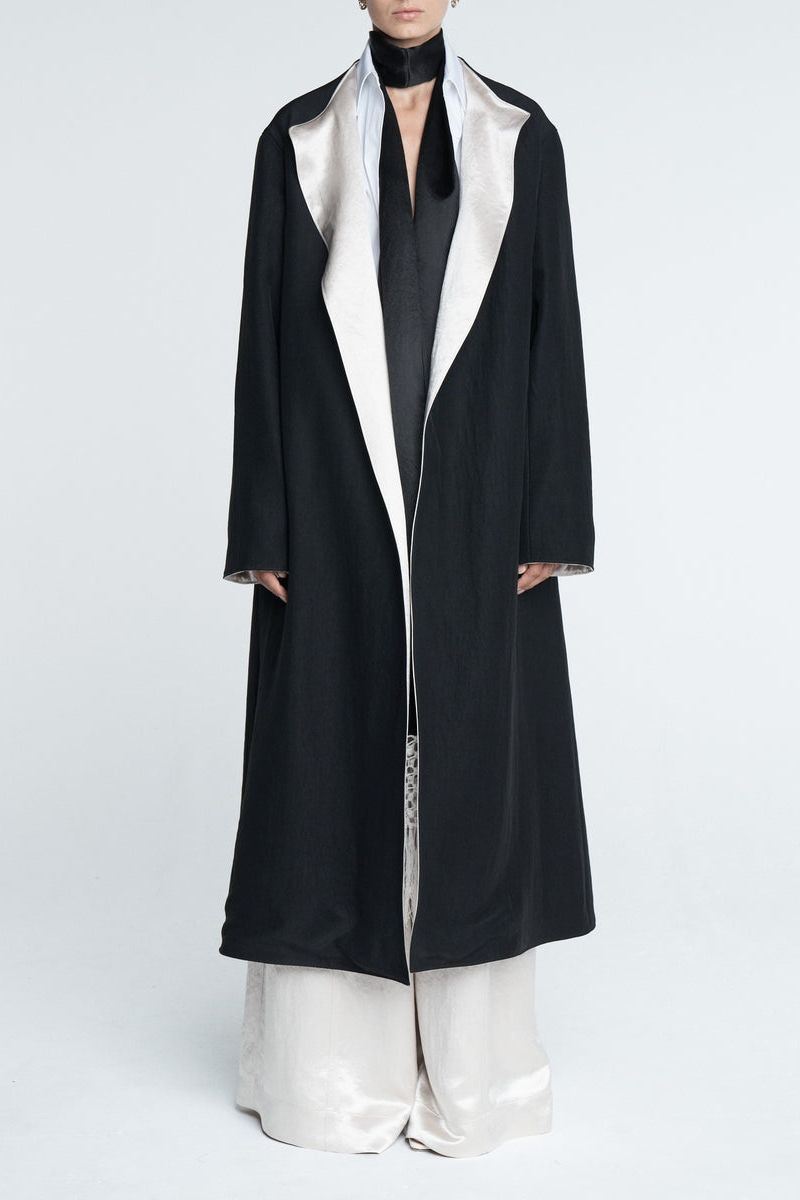Reversible Duster Coat in Black/ Champagne