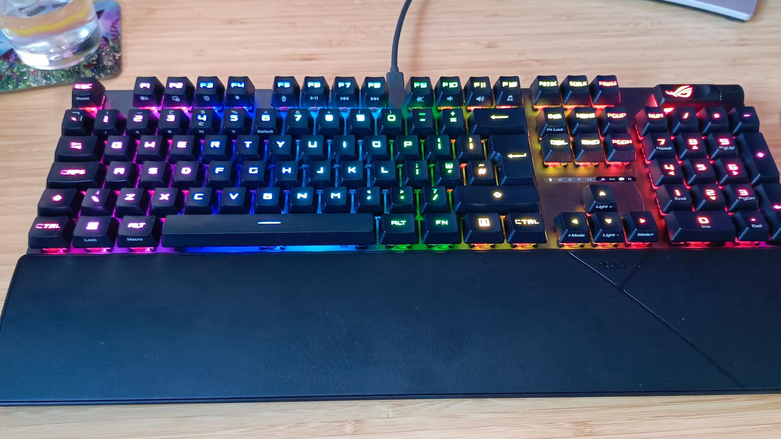 ASUS ROG Strix Scope II RX review: quality gaming keyboard brings
