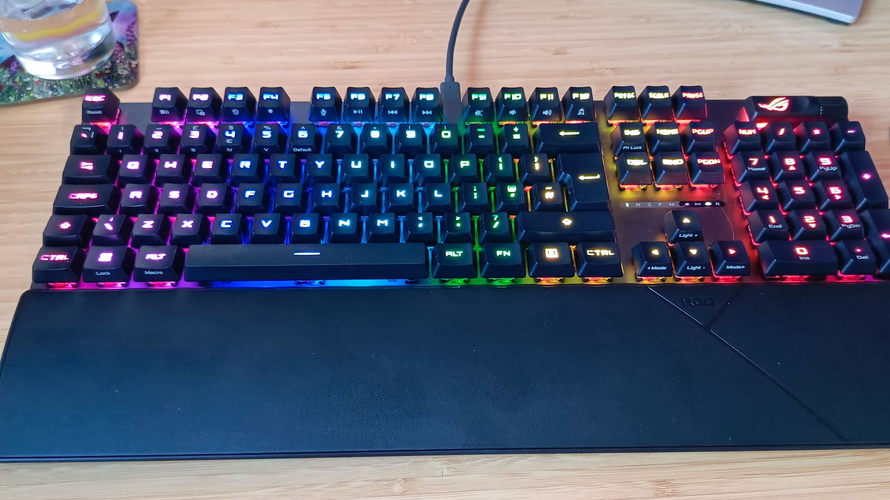 ASUS ROG Strix Scope II RX review: quality gaming keyboard