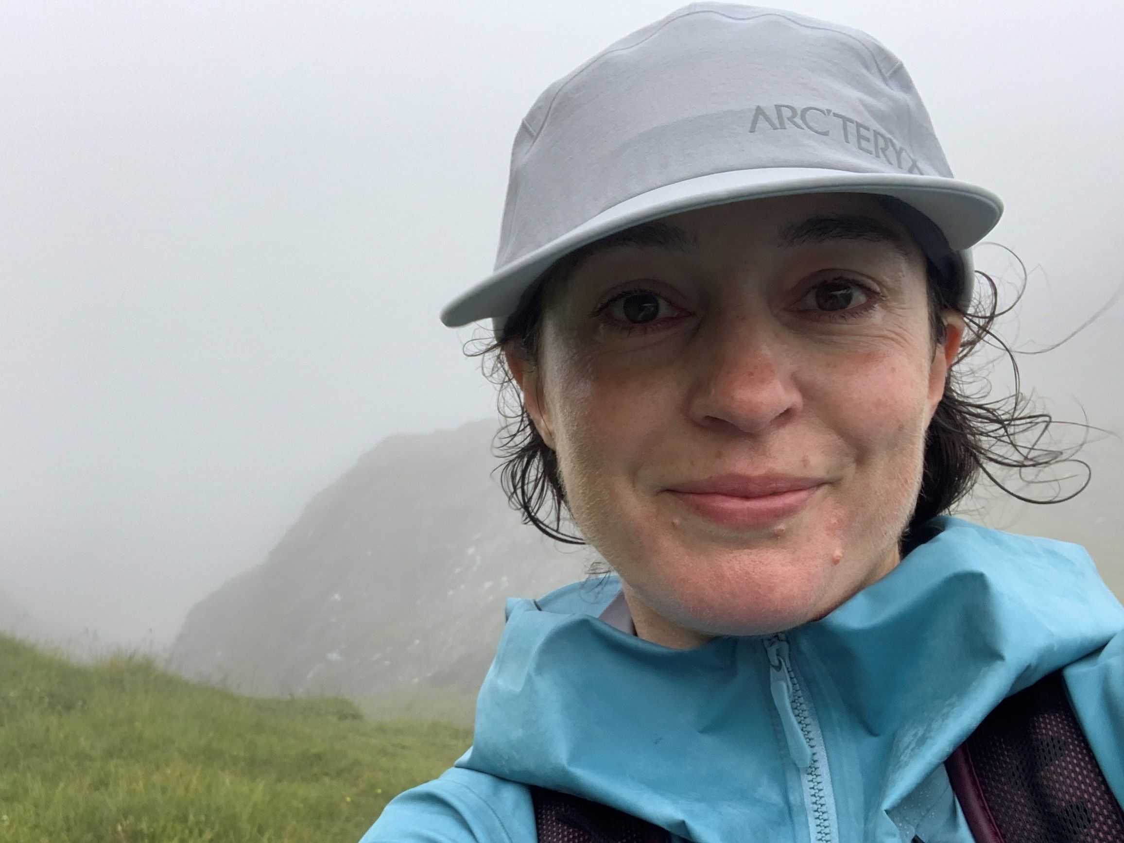 Arc'teryx Paltz Cap review: keeps the sun and rain out of
