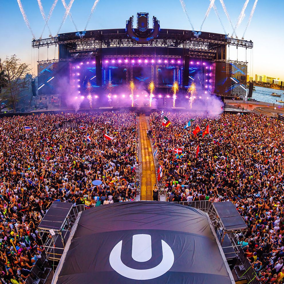 L-Acoustics Powers the Main Stage at Miami's Ultra Music Festival