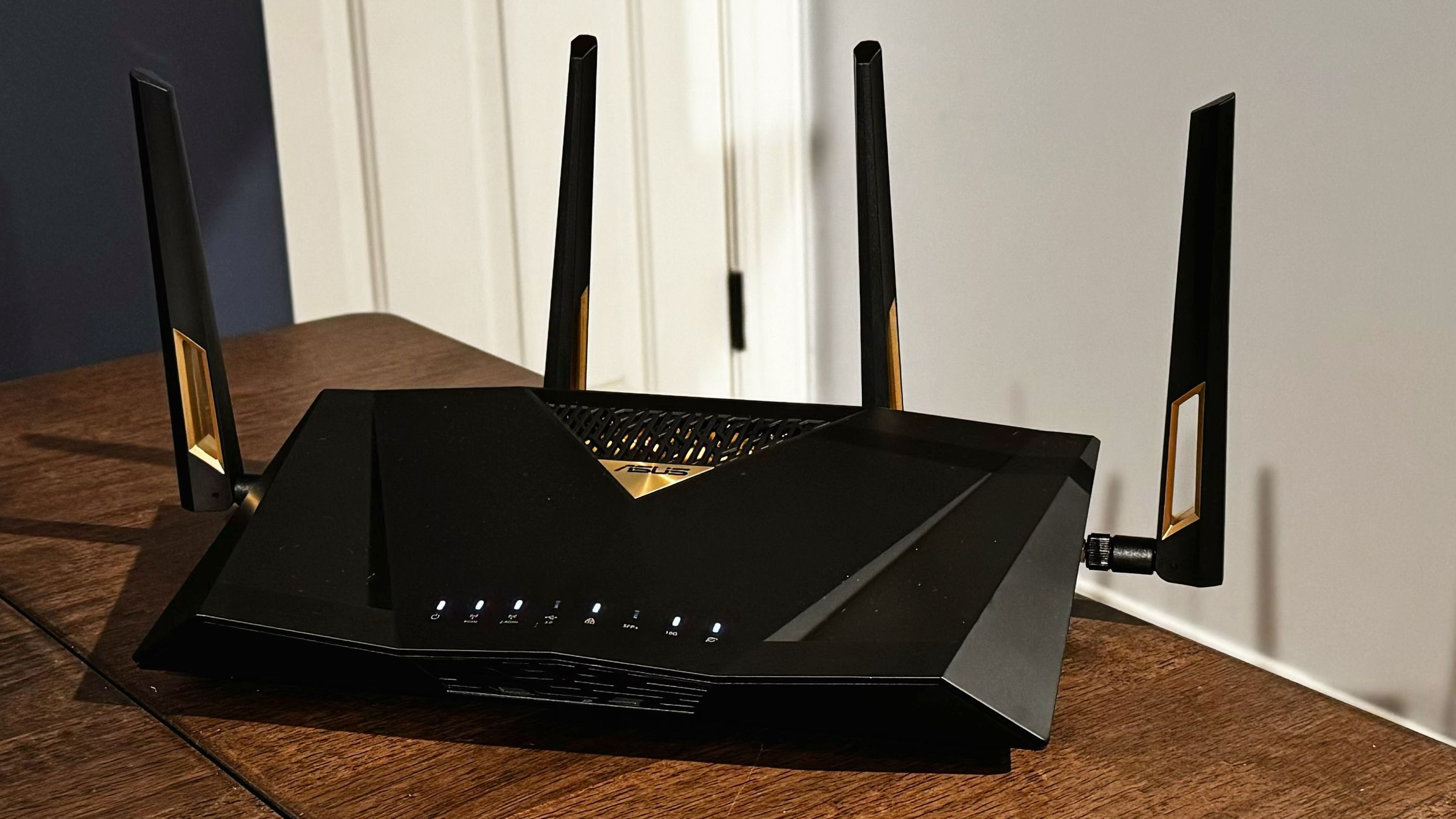 PC周辺機器 ASUS - ASUS RT-AC88U RT-AC88U｜Wi-Fiルーター｜ASUS 日本