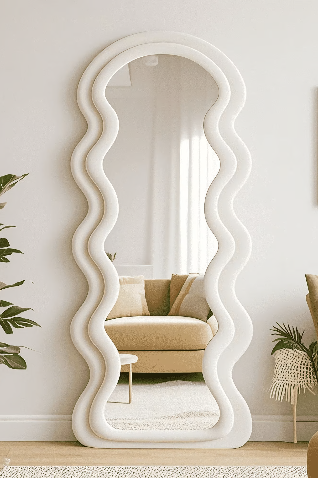 Wavy floor mirror