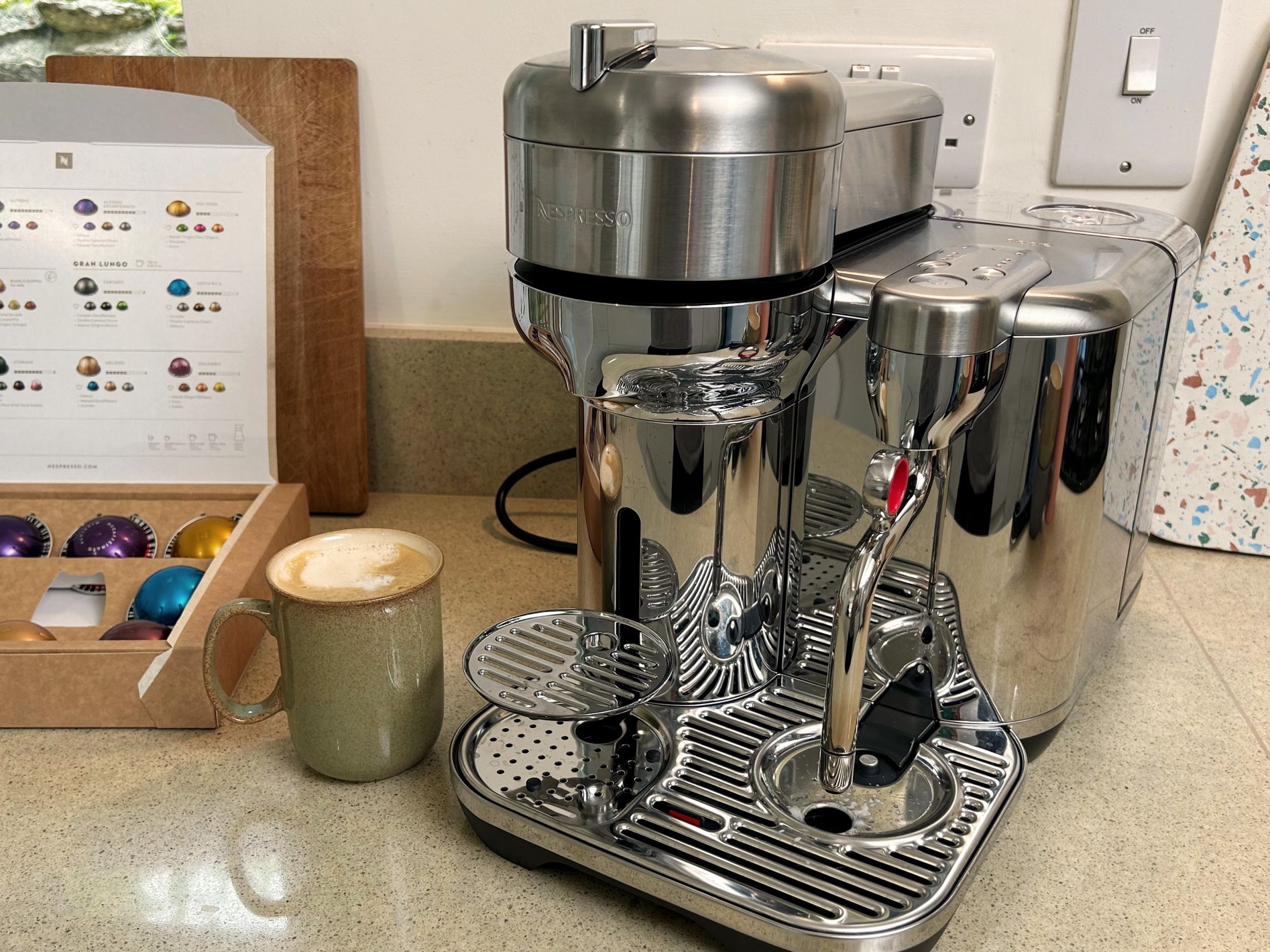ゴッソトリノ Nespresso Vertuo Creatista review | Top Ten Reviews