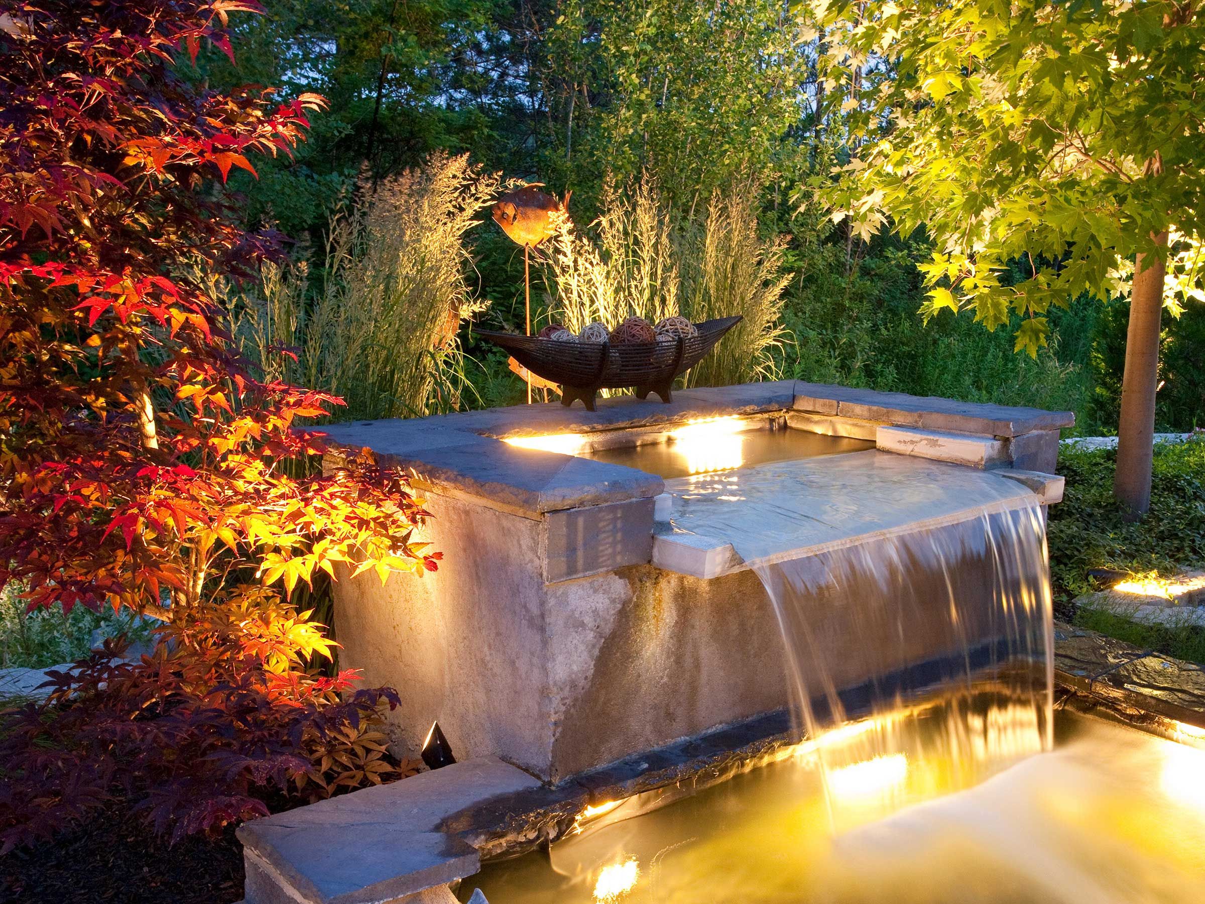 DIY Fountains to Make Your Yard Amazing This Summer, image size:2400x1800