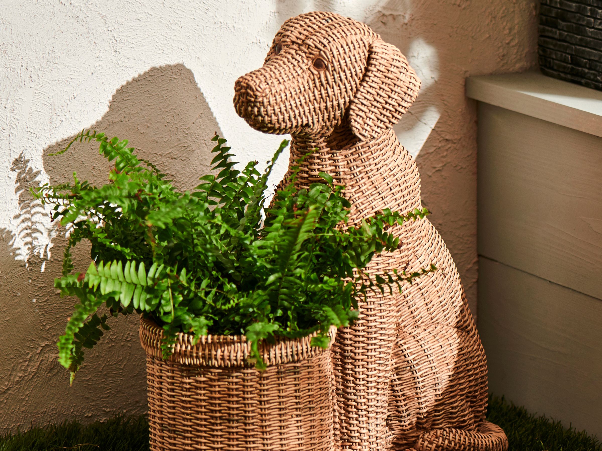 Animal planters are trending - how to style the new trend | Gardeningetc