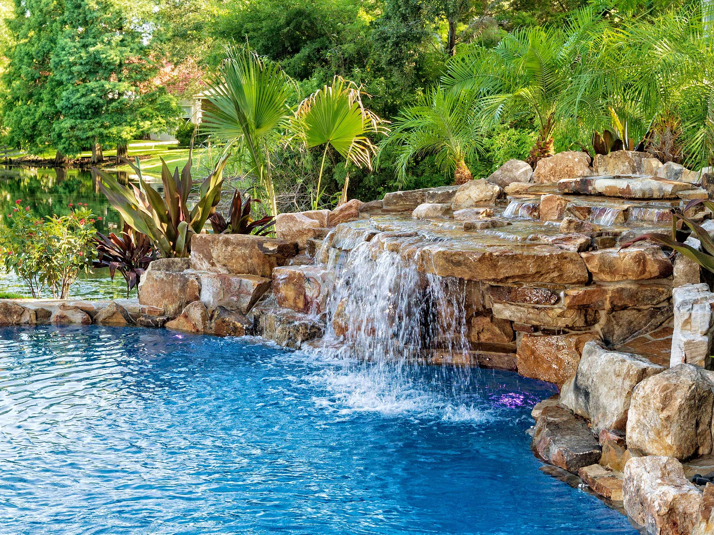 Pool waterfall ideas: 10 looks to elevate your swimming pool | Gardeningetc, image size:2400x1800