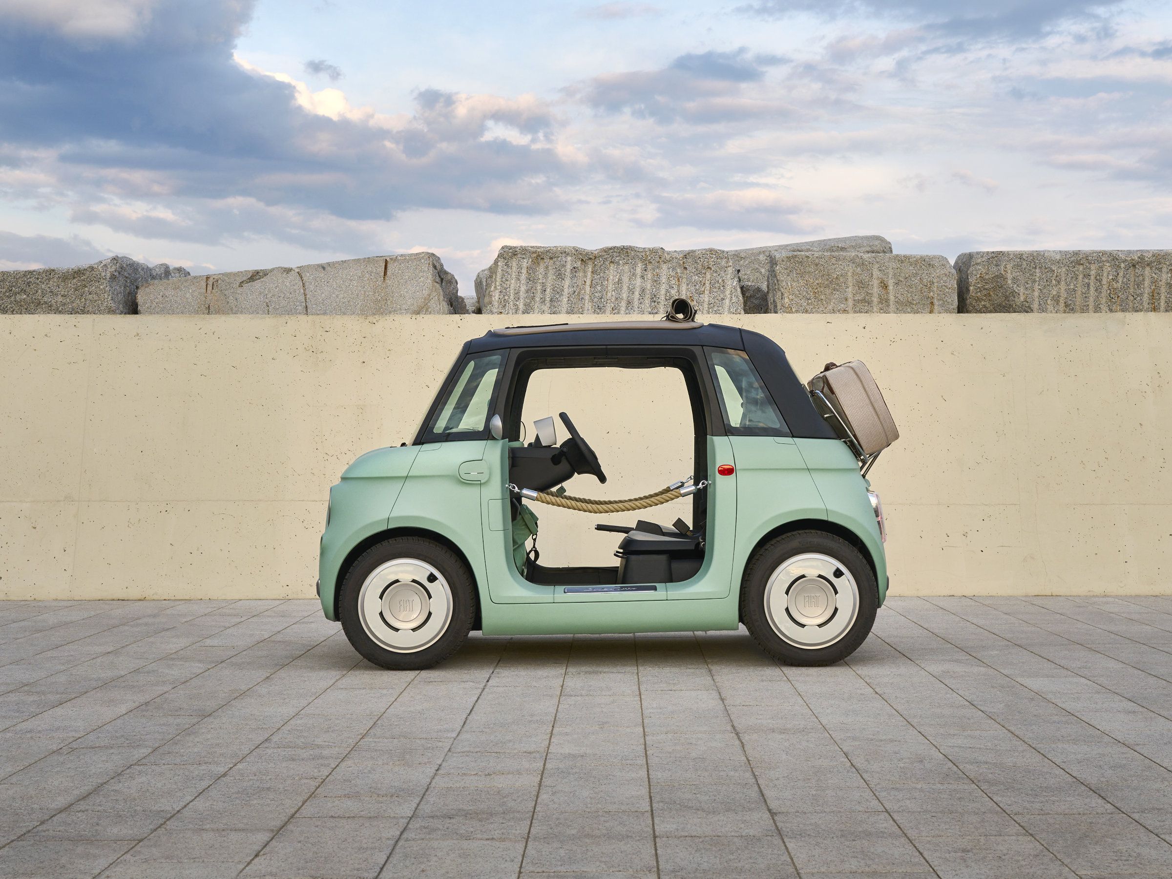 Fiat Topolino infuses driving with spirit of la dolce vita