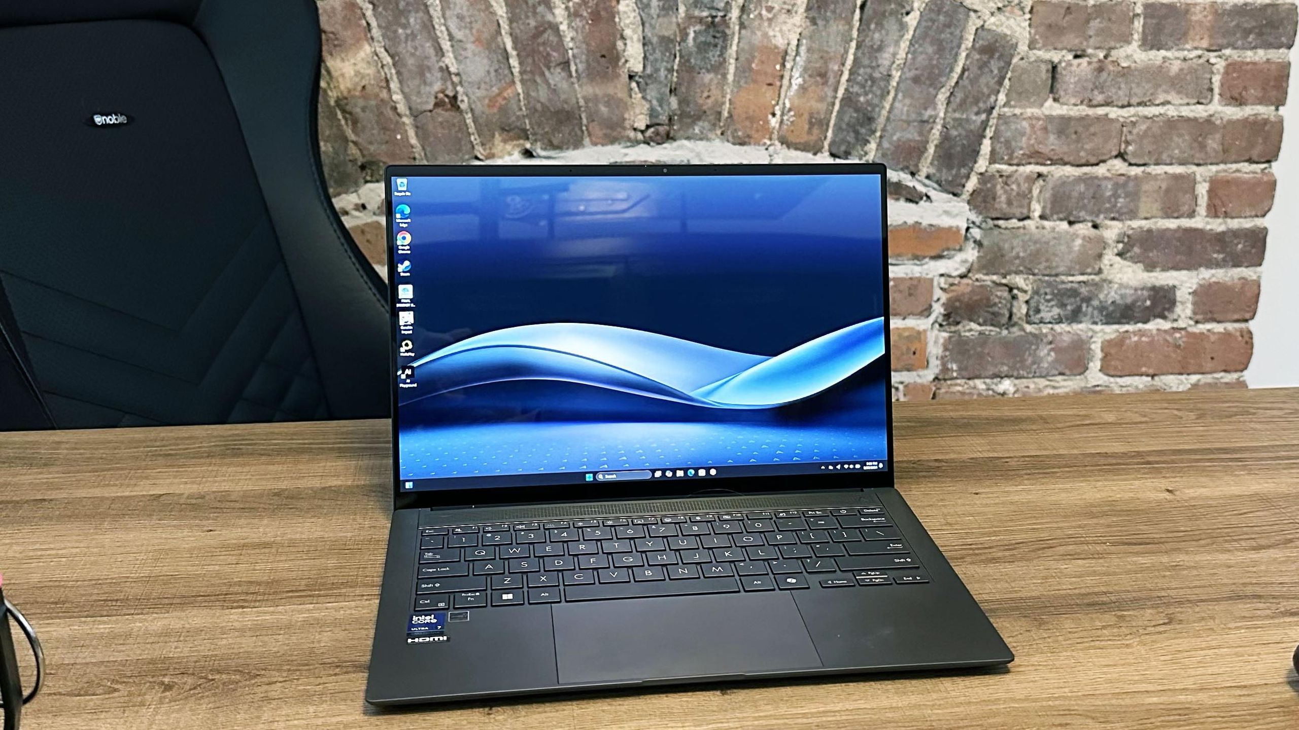 Asus Zenbook S 14 UX5406 review: a near-perfect ultraportable