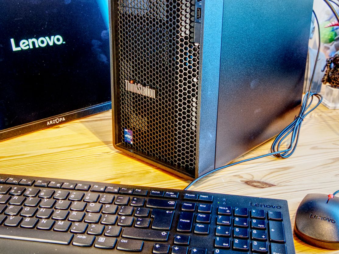 Lenovo ThinkStation P2 Tower Workstation review | TechRadar