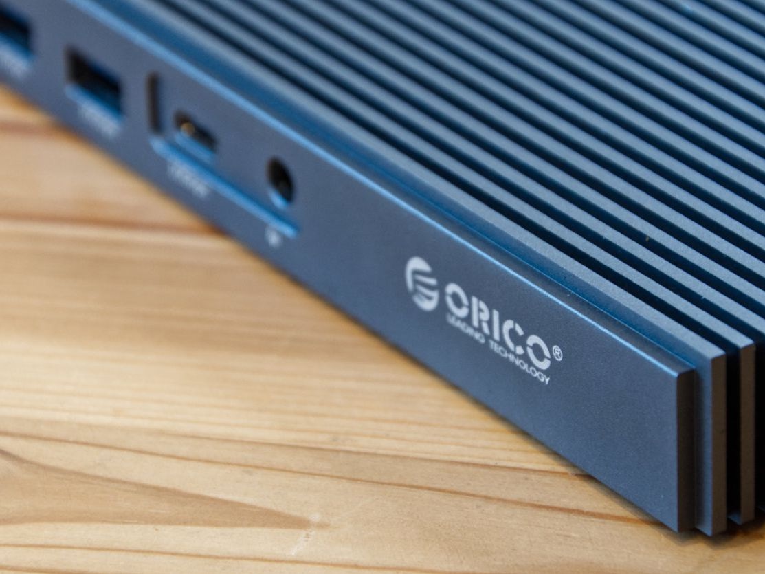 ORICO Thunderbolt3 ドッキングステーションTB3-S2 ORICO Thunderbolt3