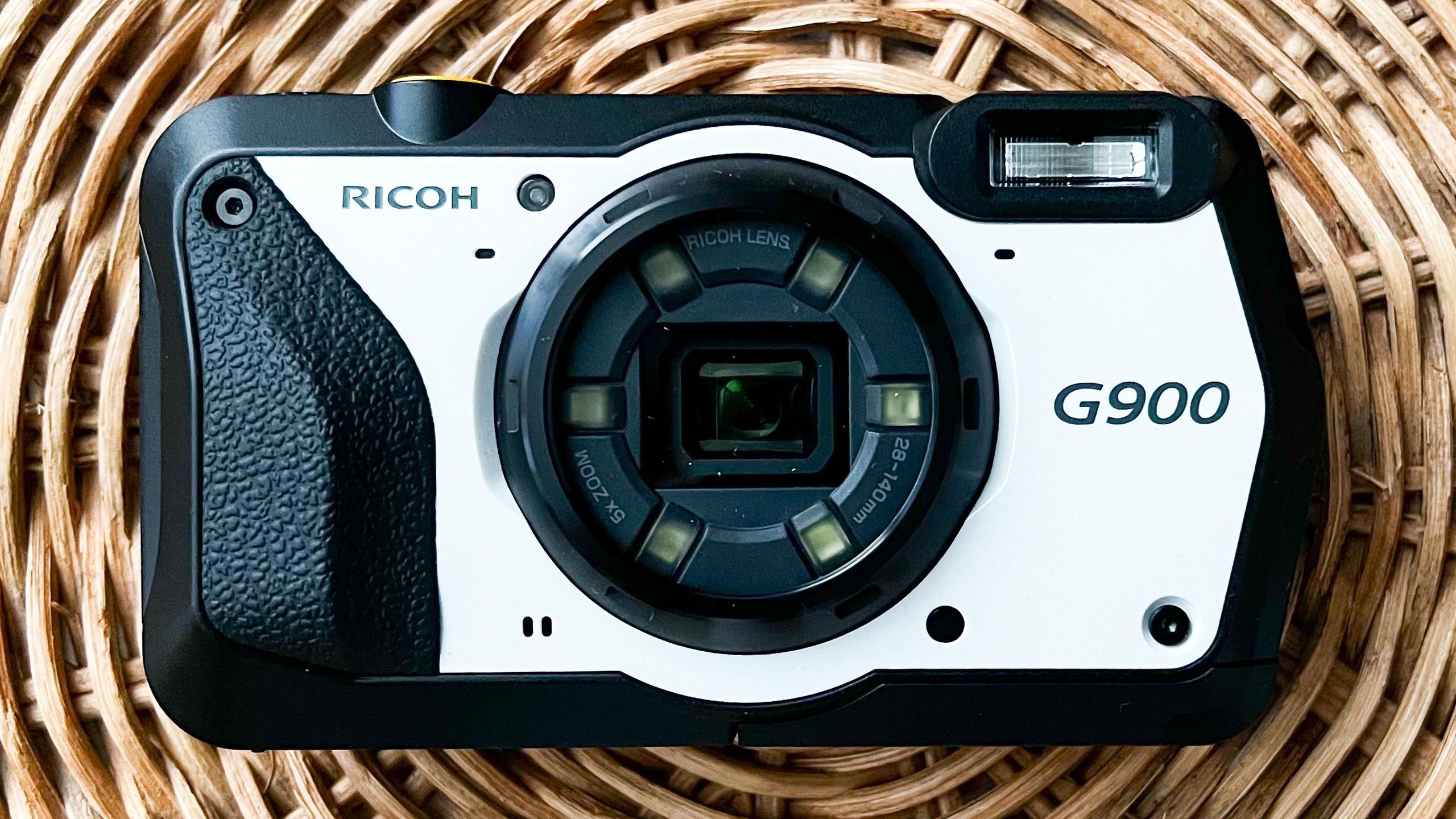 RICOH G900Ⅱ Ricoh announces G900 II and Wi-Fi enabled G900SE II industrial