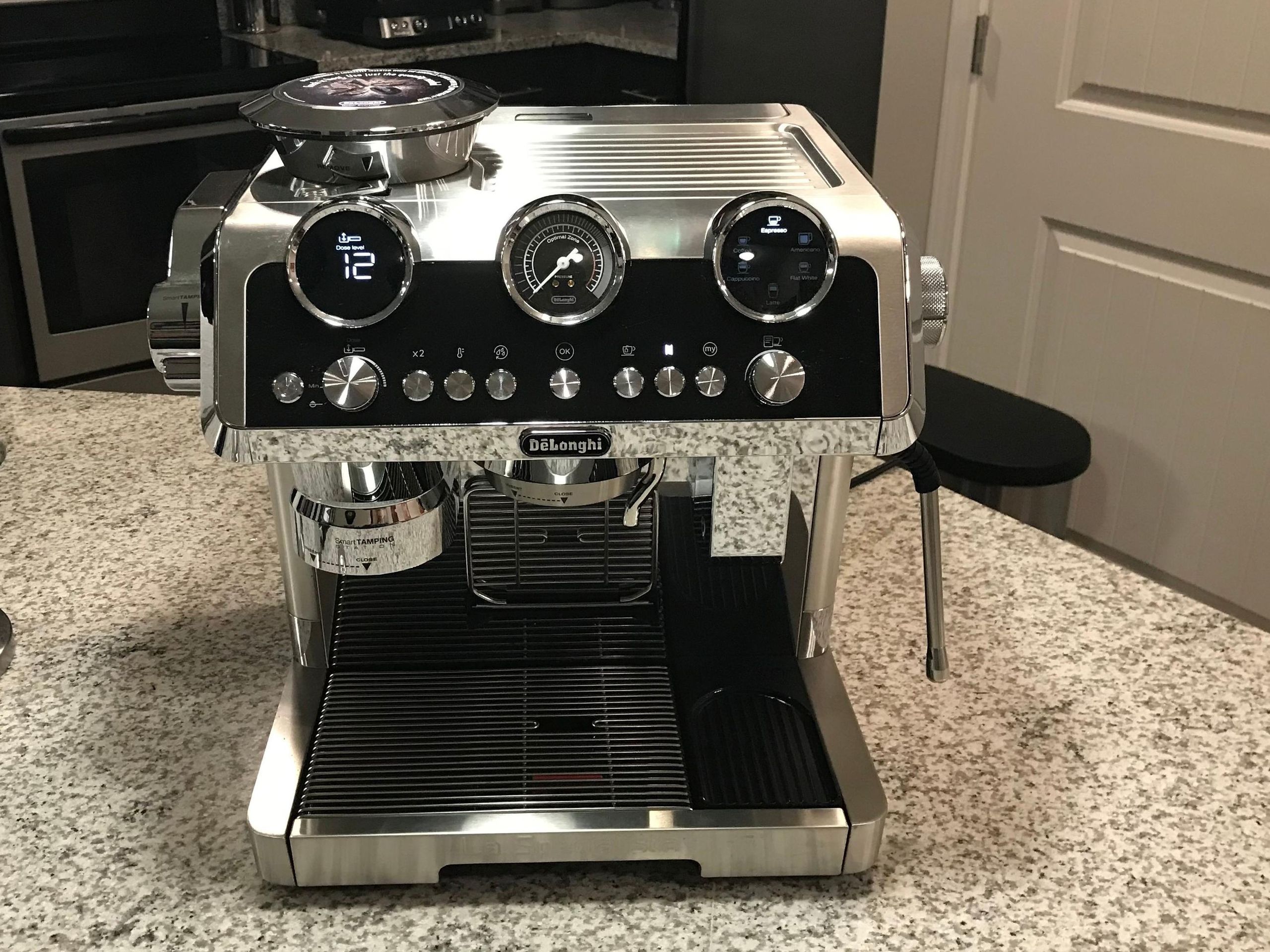 DeLonghi La Specialista Maestroエスプレッソマシン MTkN2RZdZV4neD8PmT7ZWe.jpg