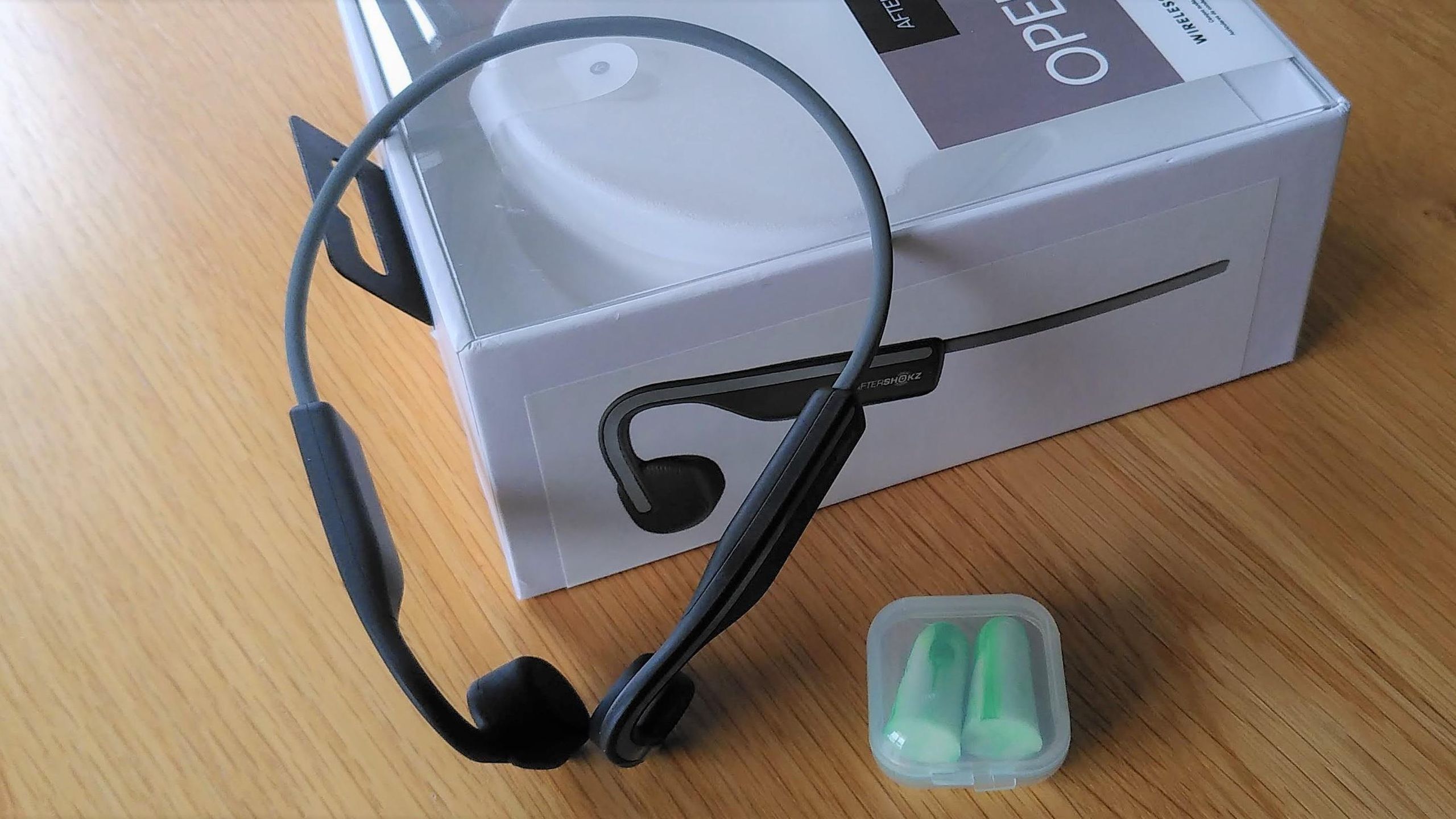 【未開封・未使用】AfterShokz OPENMOVE Amazon.com: SHOKZ OpenMove - Open-Ear Bluetooth Sport