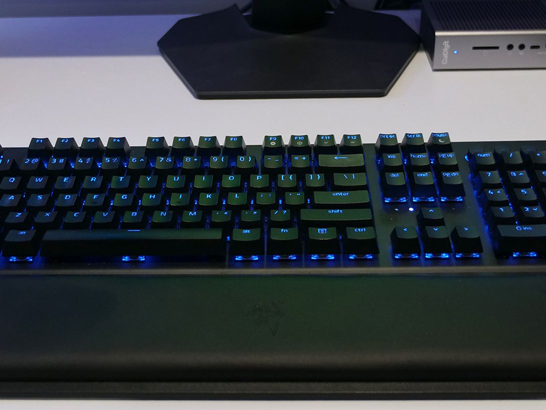 Razer BlackWidow V3 Pro 緑軸 Keycap付属 Amazon.co.jp: Razer Blackwidow V3 Pro Green Switch ワイヤレス