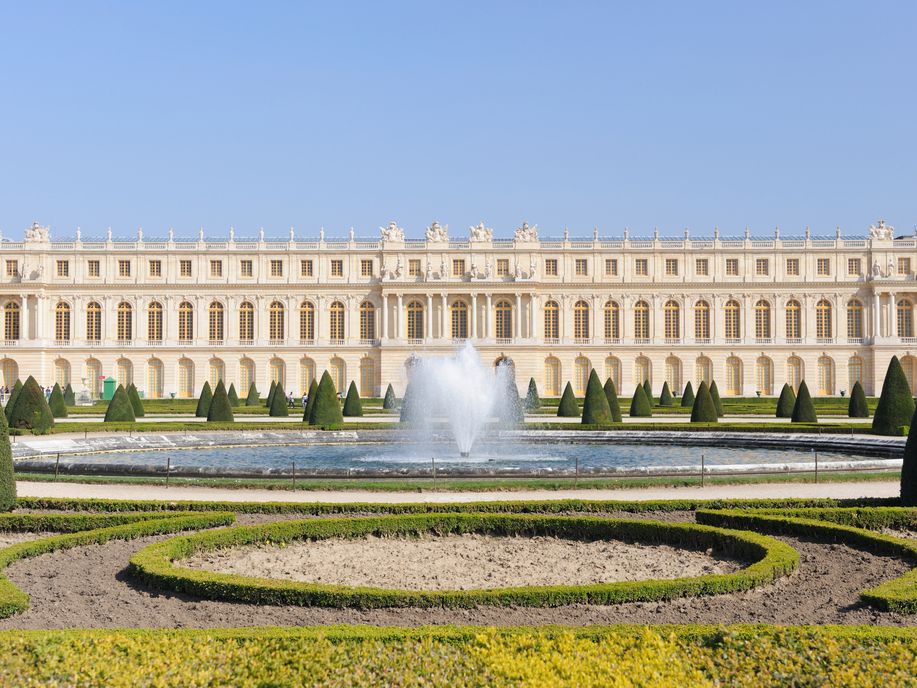 洋書 THE PALACE OF VERSAILLES The Amazing Architecture of The Palace of Versailles - YouTube