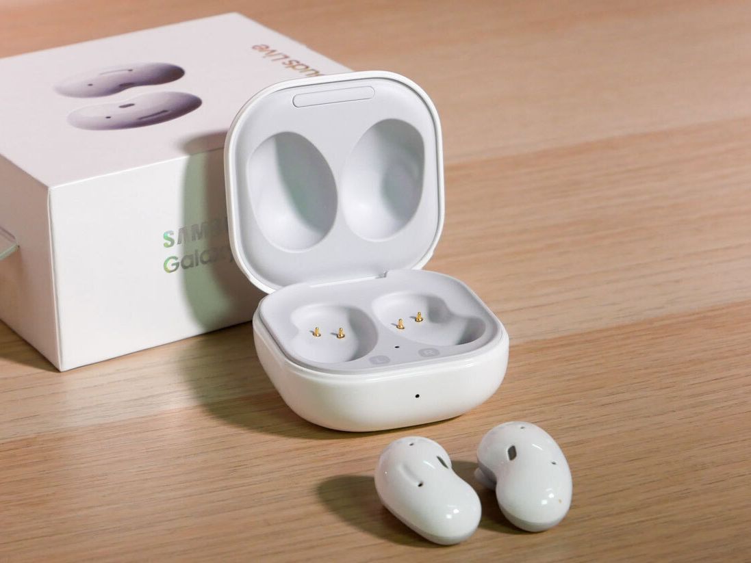 新品未開封品 Galaxy Buds Live Galaxy 【中古】Galaxy Buds Live Mystic Black 【SM